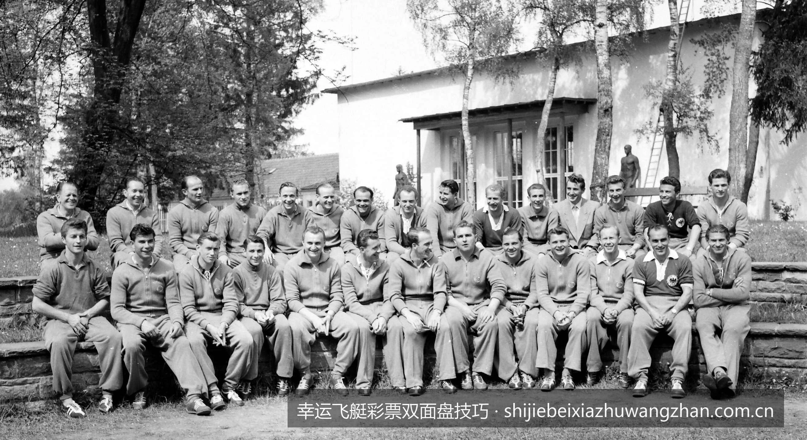 掌握幸运飞艇双面盘公式：从概率学看大小单双的科学投注法